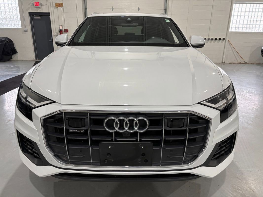 Used 2019 Audi Q8 Premium Plus w/ Premium Plus image 2