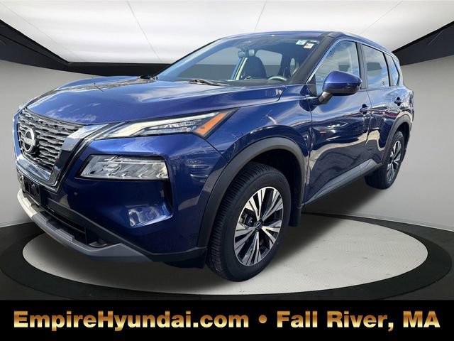 Used 2022 Nissan Rogue SV image 1