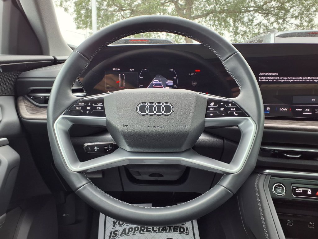 Used 2025 Audi Q5 Premium Plus w/ Premium Plus AWD/4WD image 14