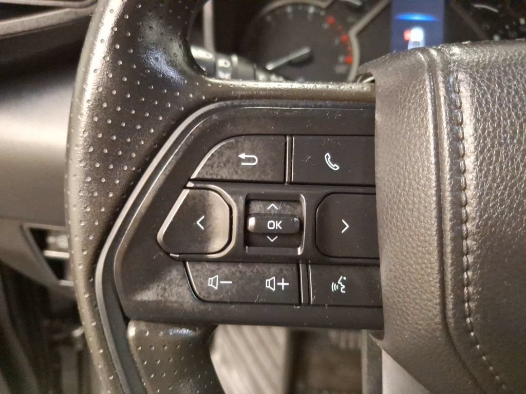 Used 2025 Toyota Tundra SR5 w/ SR5 Convenience Package AWD/4WD image 21