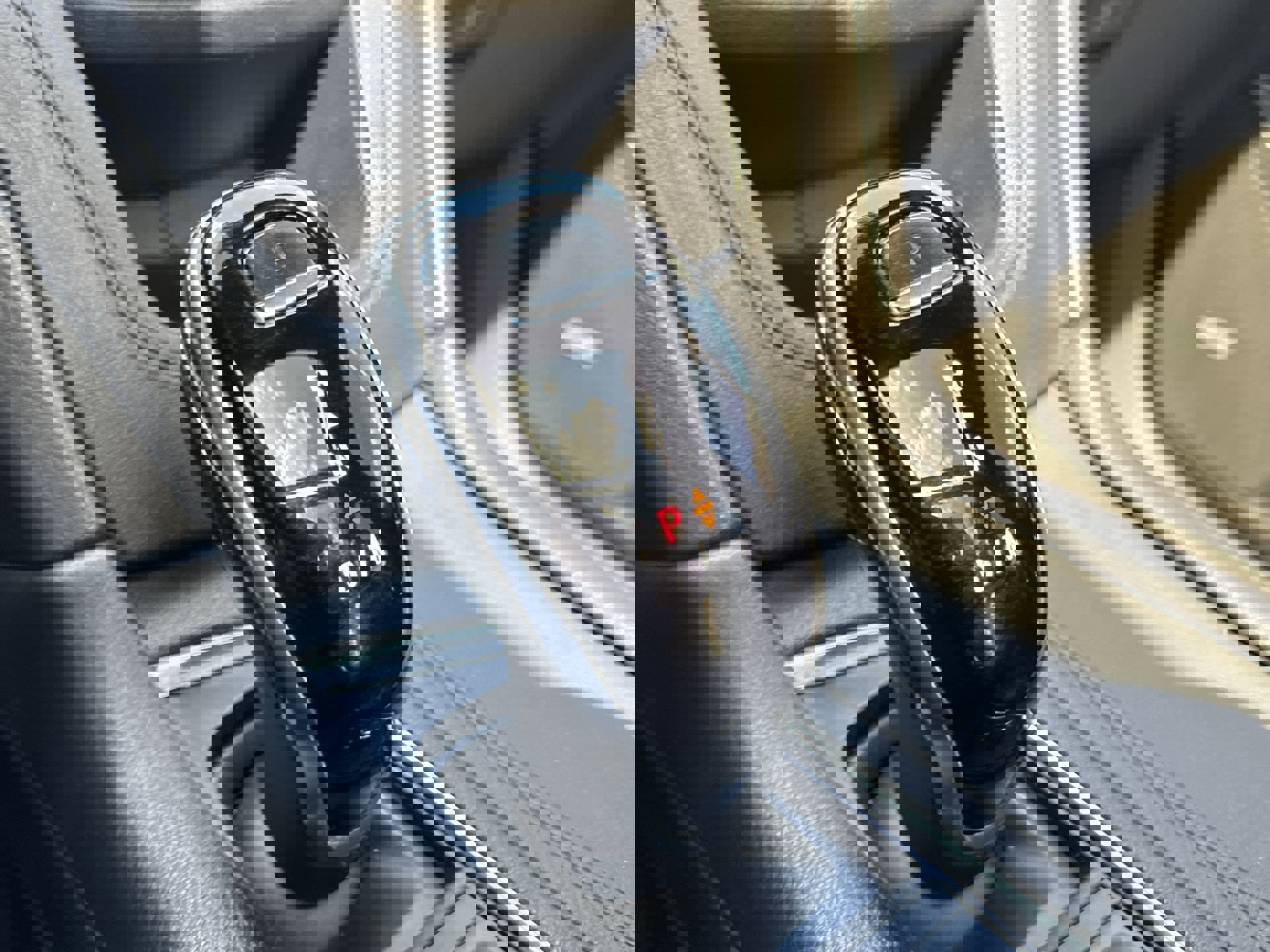 Used 2021 Cadillac XT6 Sport w/ LPO, ONYX Package image 16