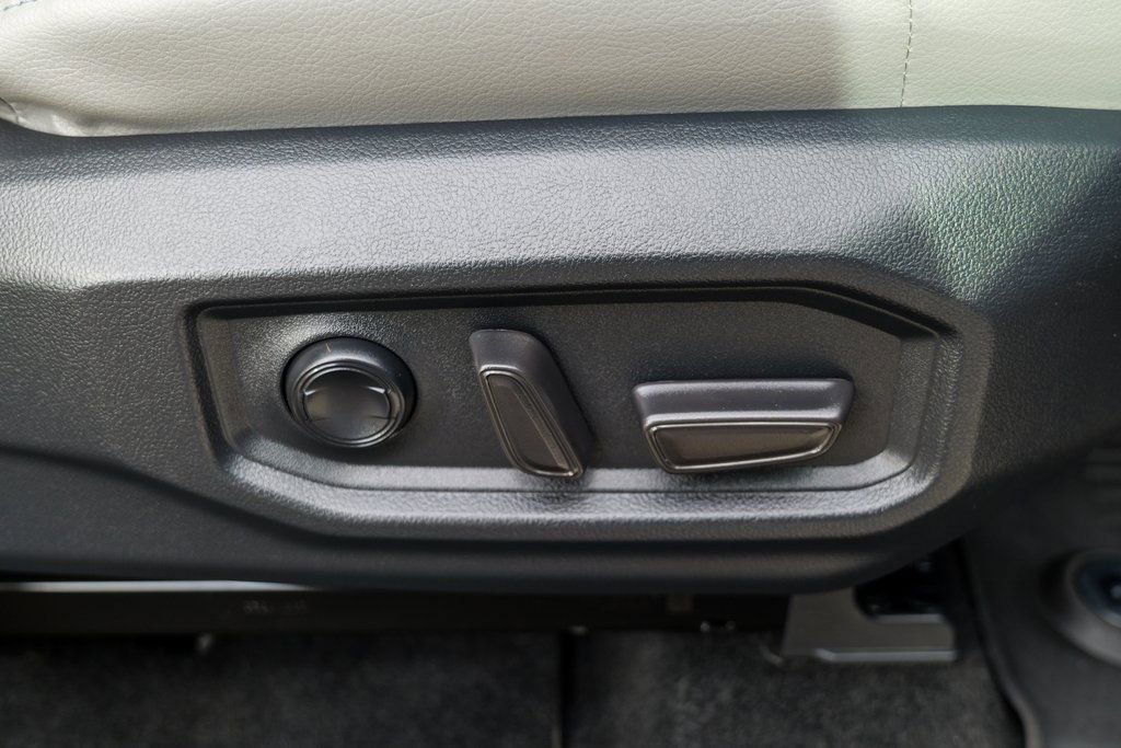 Used 2023 Toyota Tundra Limited image 39