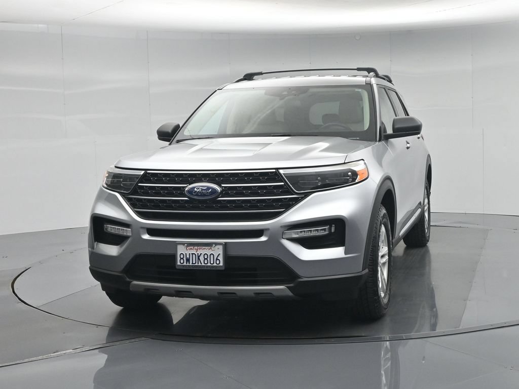 Certified 2021 Ford Explorer XLT w/ Equipment Group 202A AWD/4WD image 61