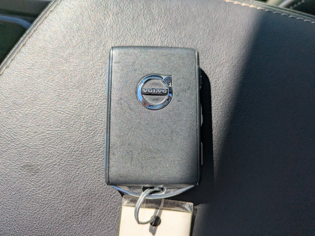 Certified 2024 Volvo S60 B5 Plus w/ Climate Package AWD/4WD image 29