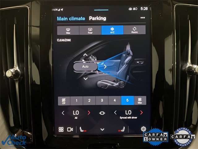 Used 2025 Volvo XC60 B5 Plus image 42