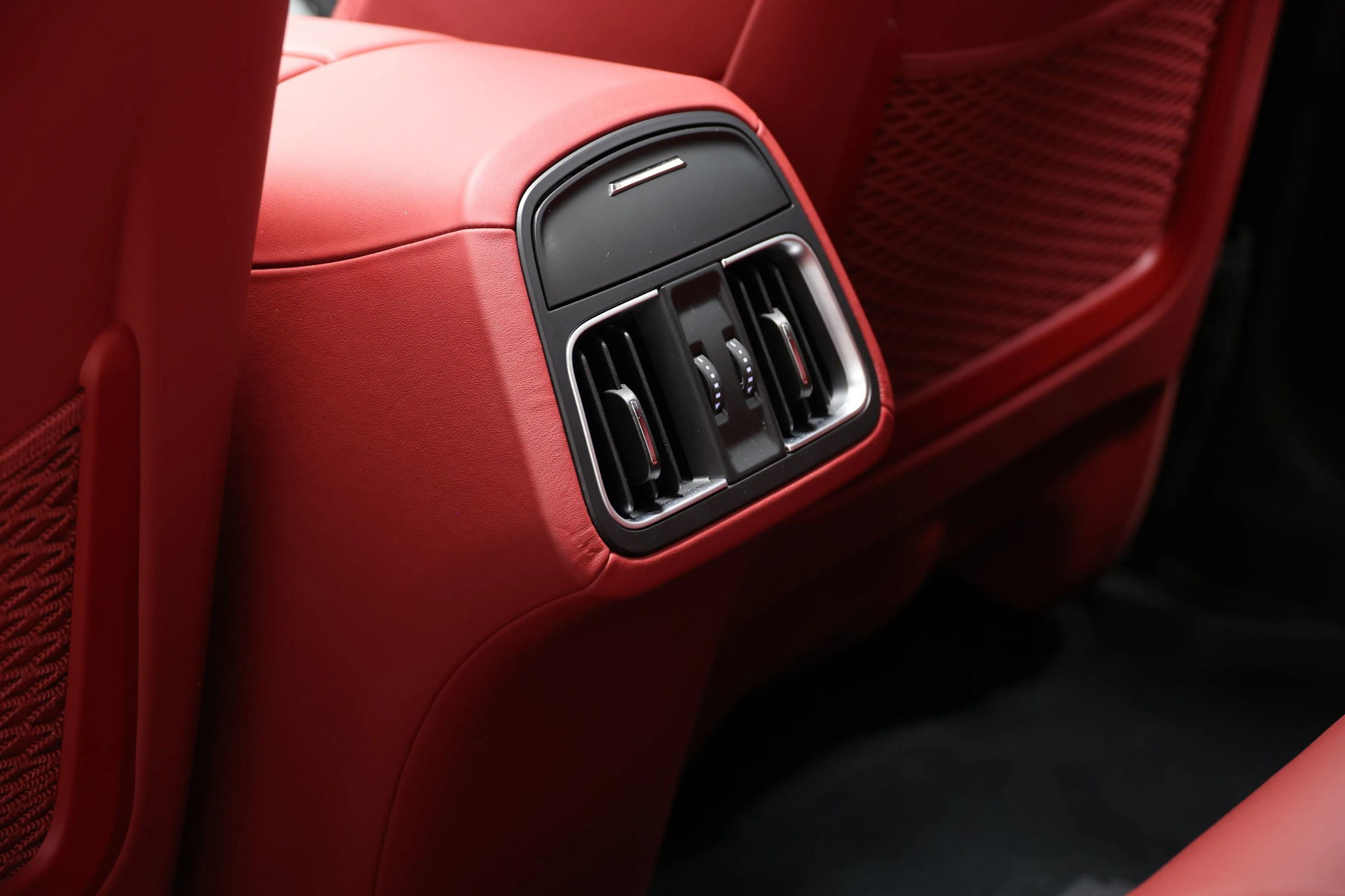 Used 2022 Maserati Levante Modena image 55