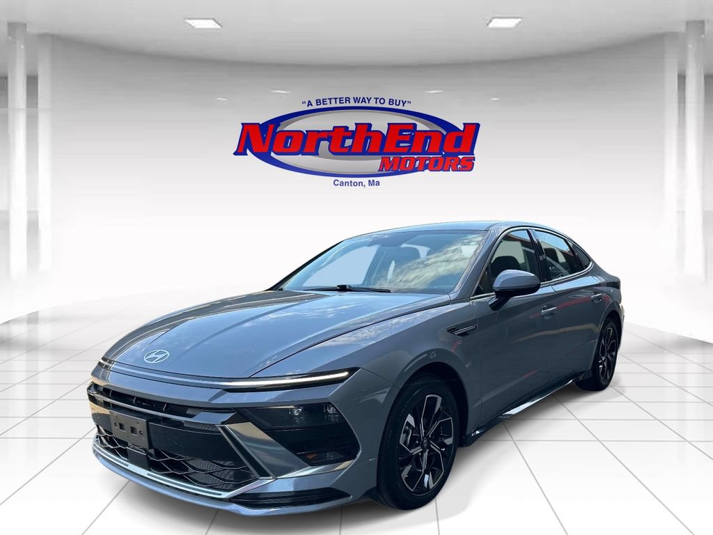 Used 2025 Hyundai Sonata SEL FWD image 7