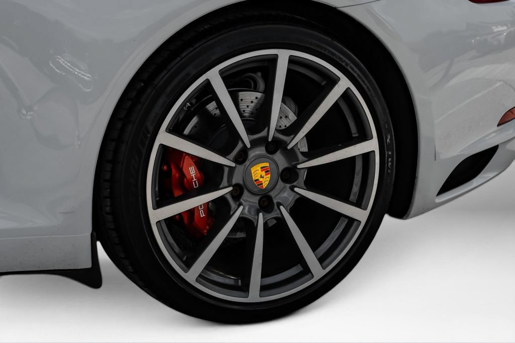 Used 2018 Porsche 911 Carrera RWD image 44