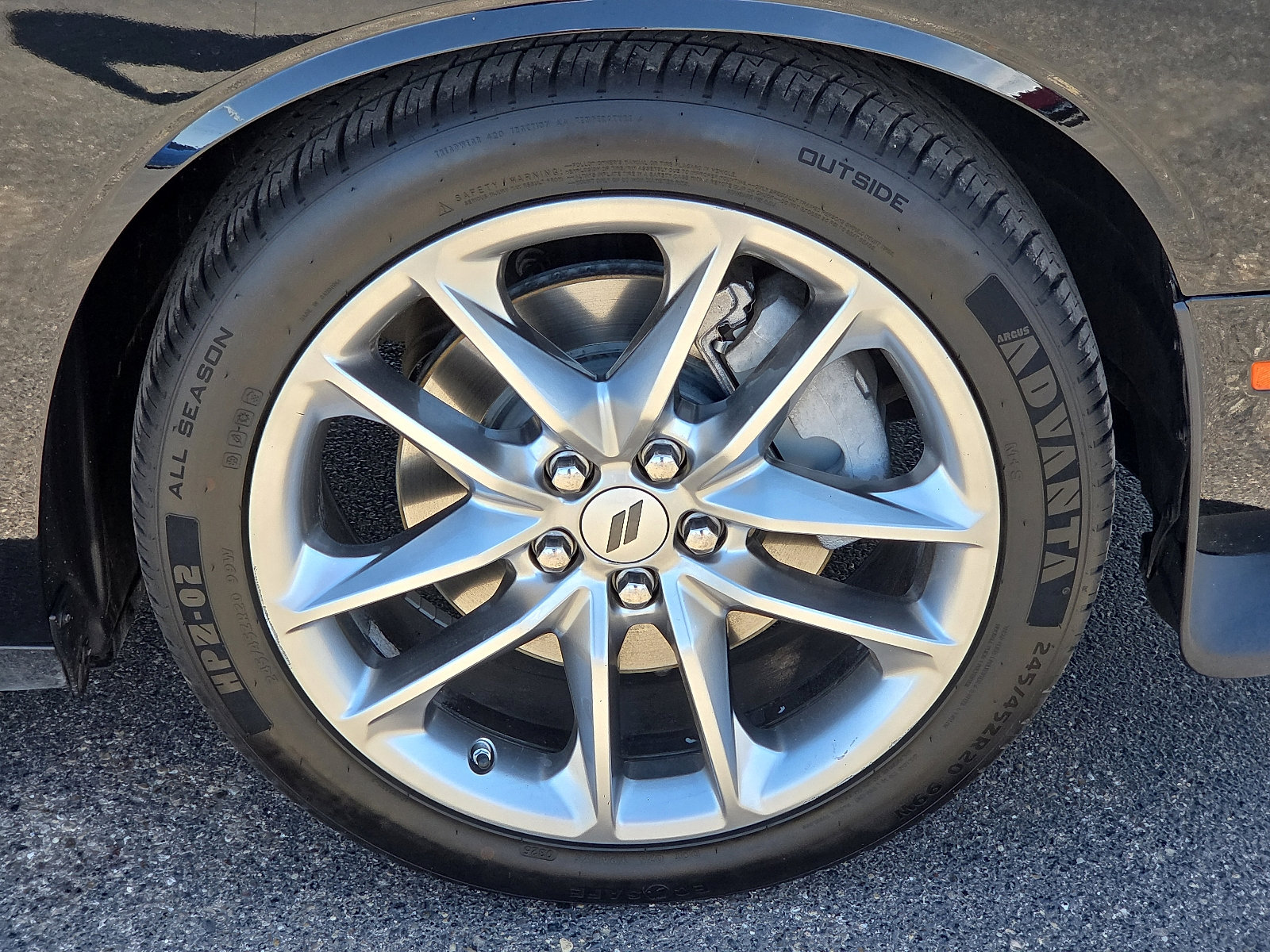 Used 2022 Dodge Challenger GT AWD/4WD image 7