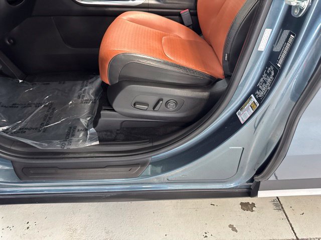 Used 2022 Kia Carnival SX Prestige w/ Paint Protection Package FWD image 37