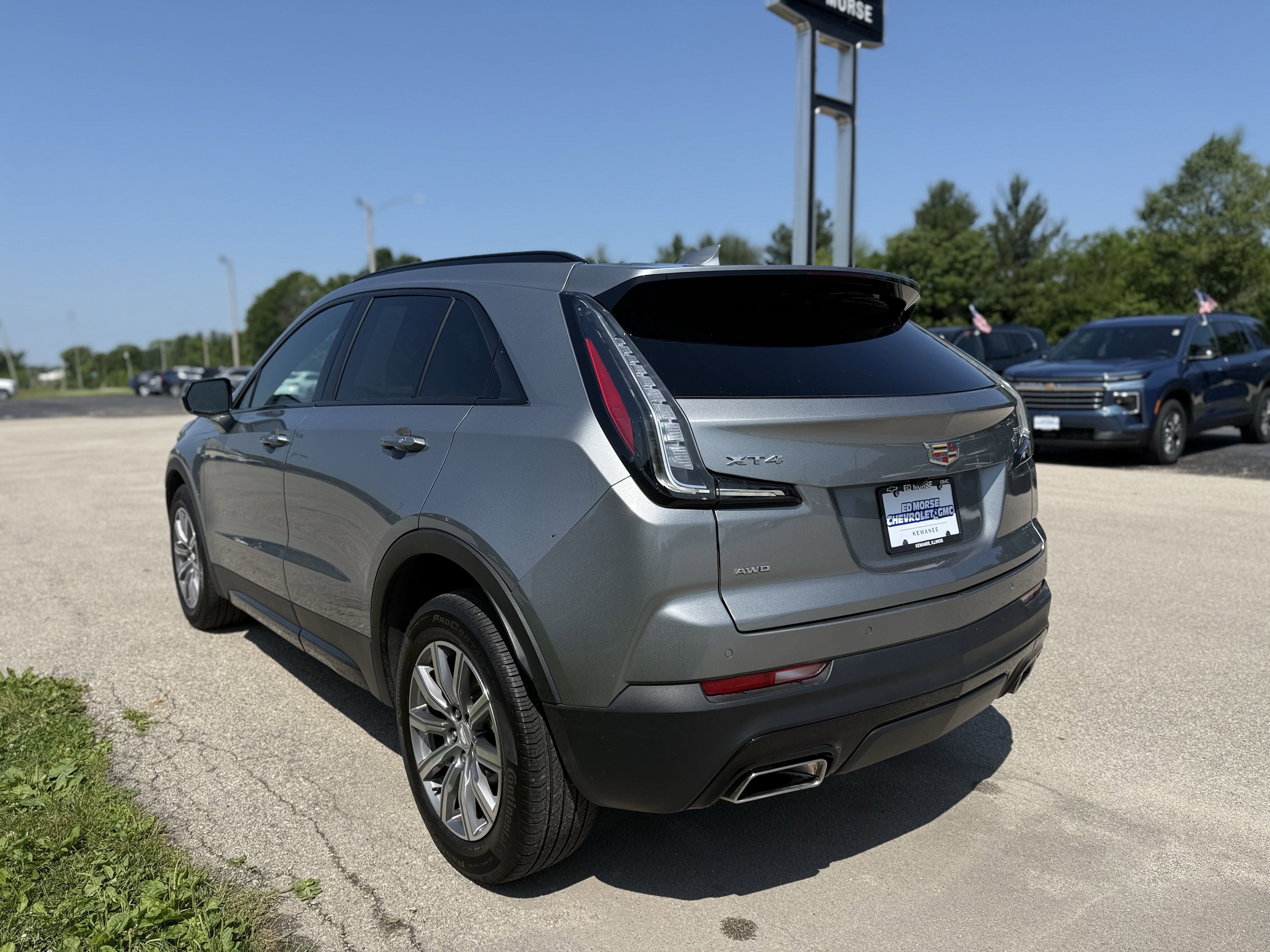 Certified 2023 Cadillac XT4 Sport w/ Cold Weather Package image 3