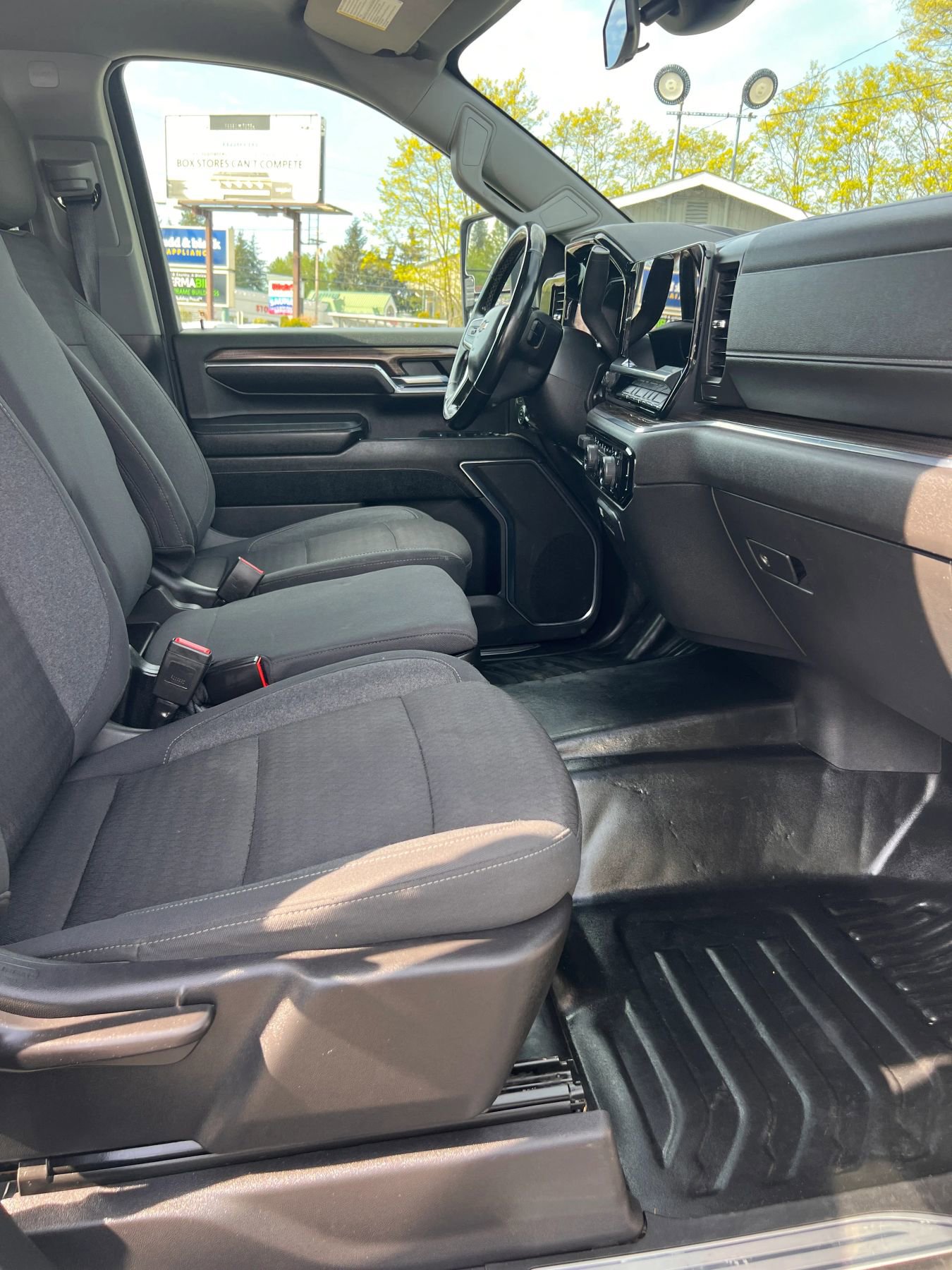 Used 2024 Chevrolet Silverado 2500 LT w/ Convenience Package AWD/4WD image 18