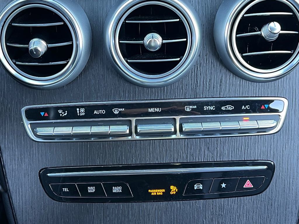 Used 2022 Mercedes-Benz GLC 300 4MATIC image 21
