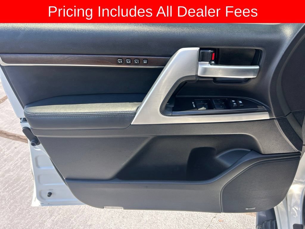 Used 2019 Toyota Land Cruiser AWD/4WD image 3