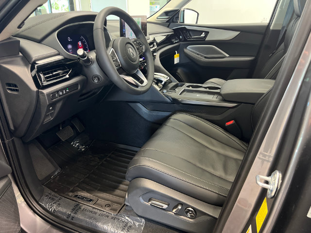 Certified 2026 Acura MDX w/ Technology Package AWD/4WD image 9