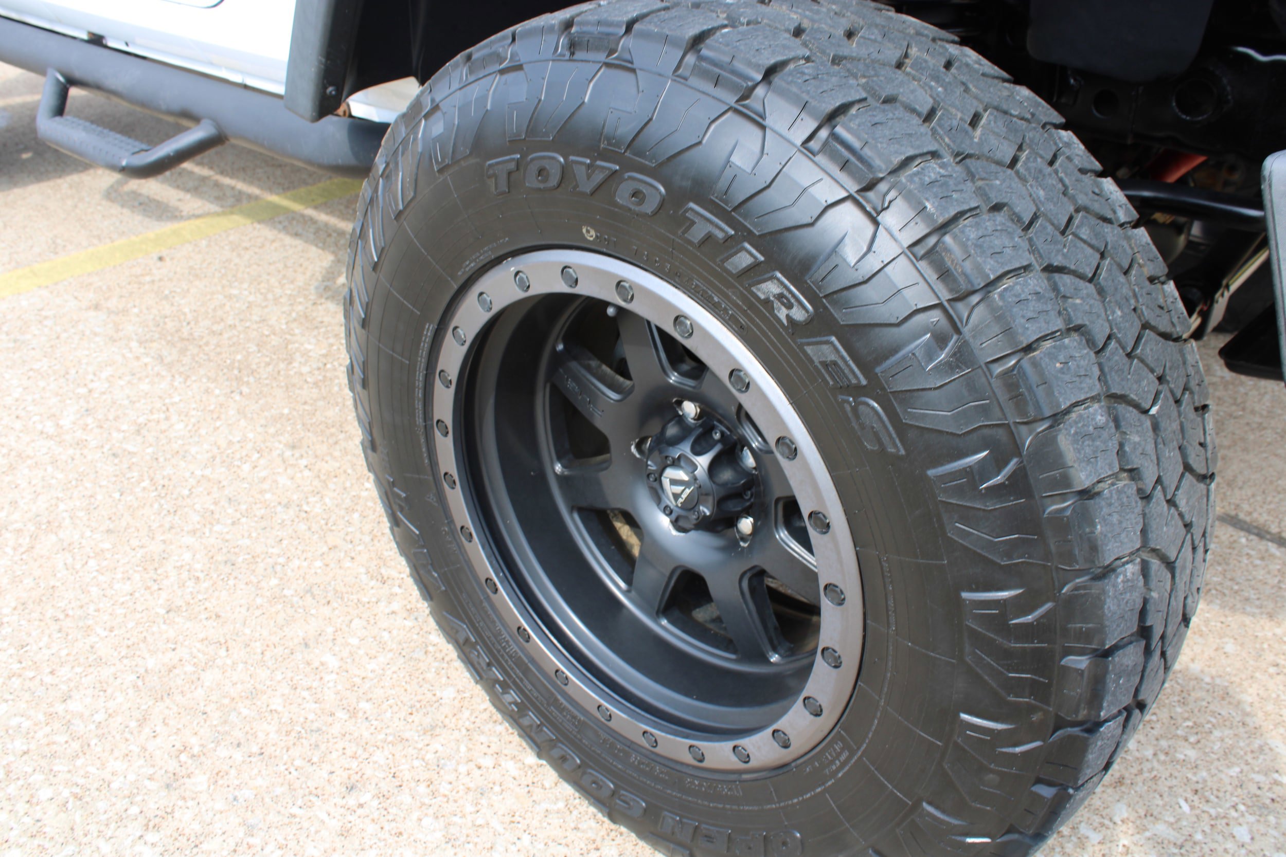 Used 2014 Jeep Wrangler Unlimited Rubicon w/ Connectivity Group AWD/4WD image 15