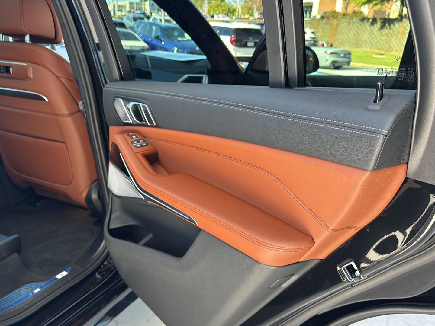 New 2026 BMW X7 M60i image 13