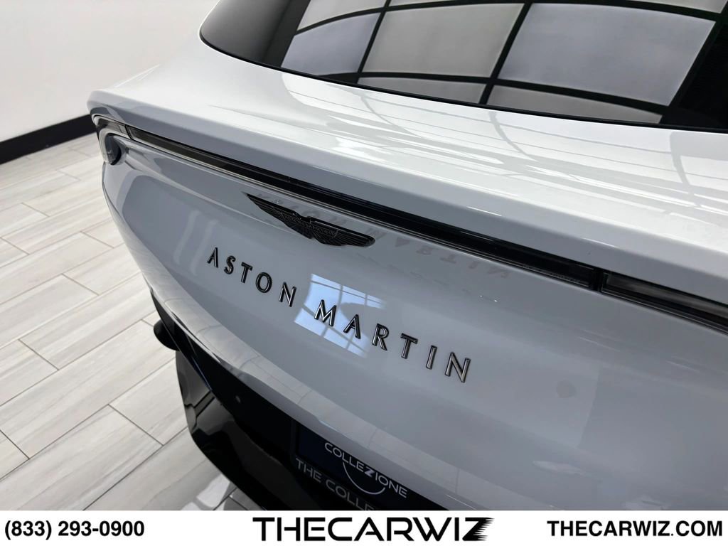 Used 2021 Aston Martin DBX AWD/4WD image 28