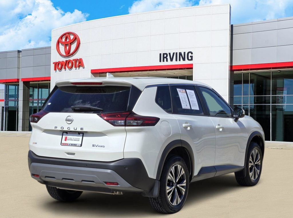 Used 2023 Nissan Rogue SV AWD/4WD image 4