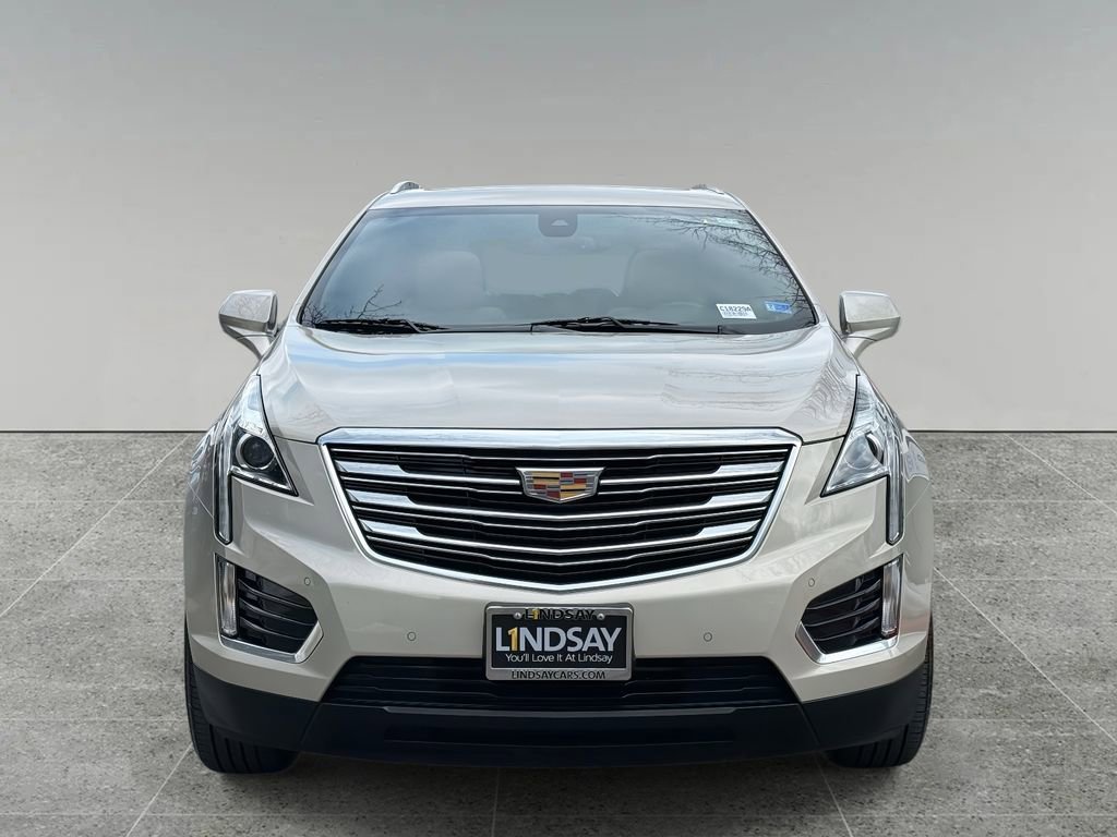 Used 2017 Cadillac XT5 Luxury w/ Driver Awareness Package image 8