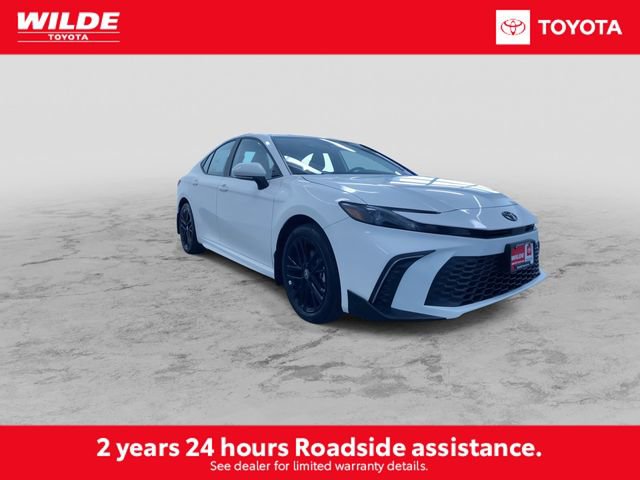 New 2026 Toyota Camry SE image 3