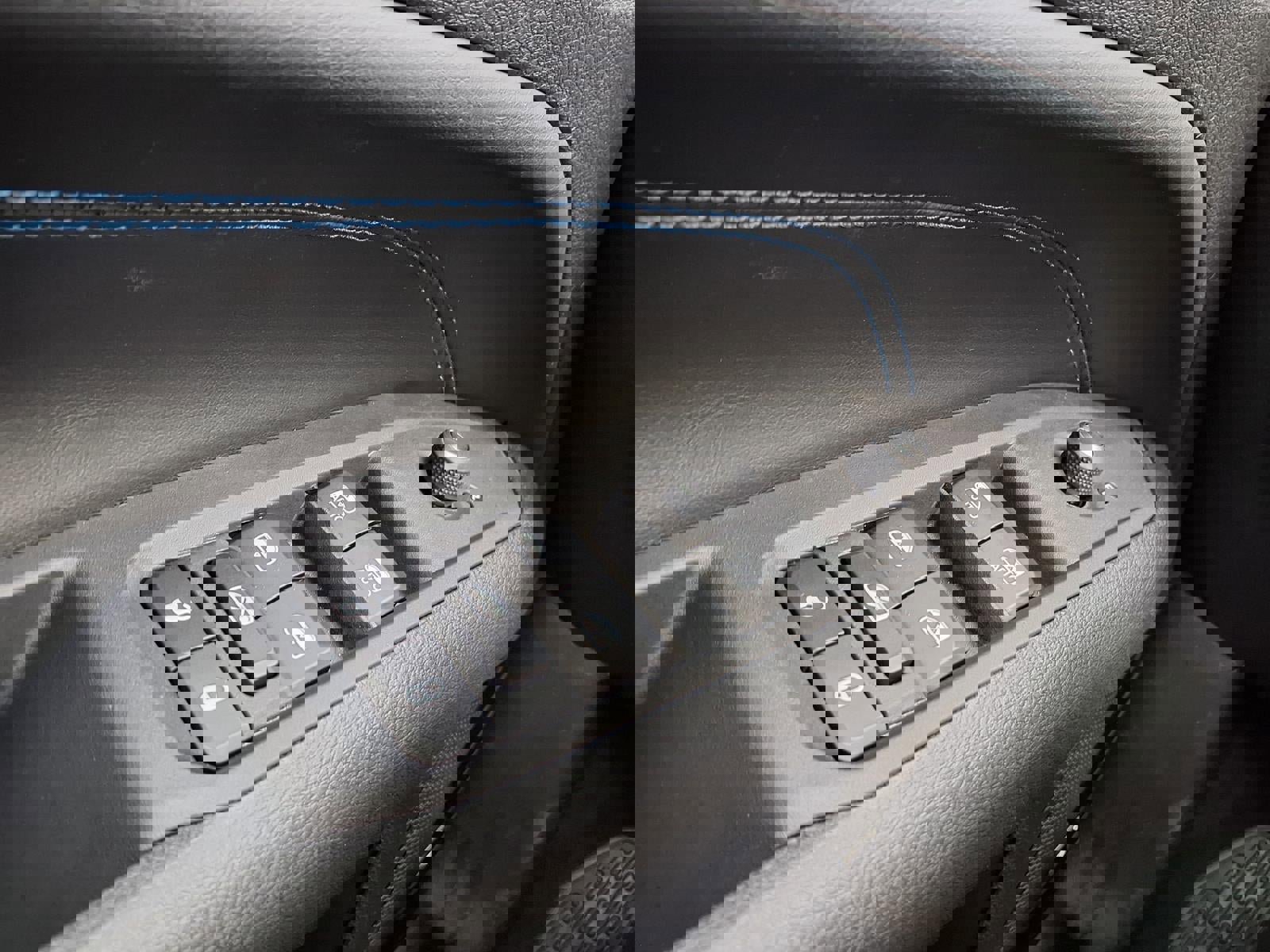 New 2026 Jeep Compass Latitude w/ Sun and Sound Group image 17