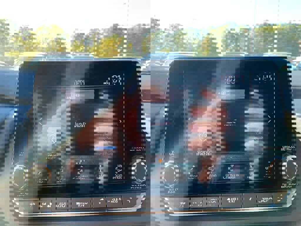 New 2026 Nissan Rogue SV image 20