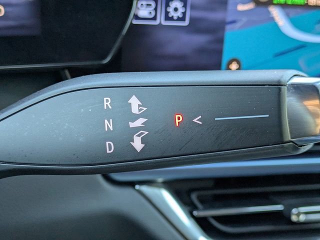 Used 2025 Chevrolet Equinox EV LT w/ Convenience Package image 27