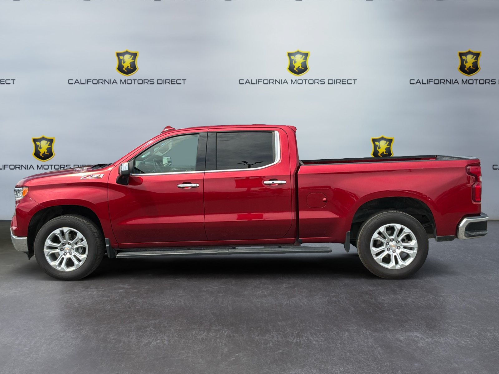Used 2023 Chevrolet Silverado 1500 LTZ w/ Z71 Off-Road Package AWD/4WD image 2