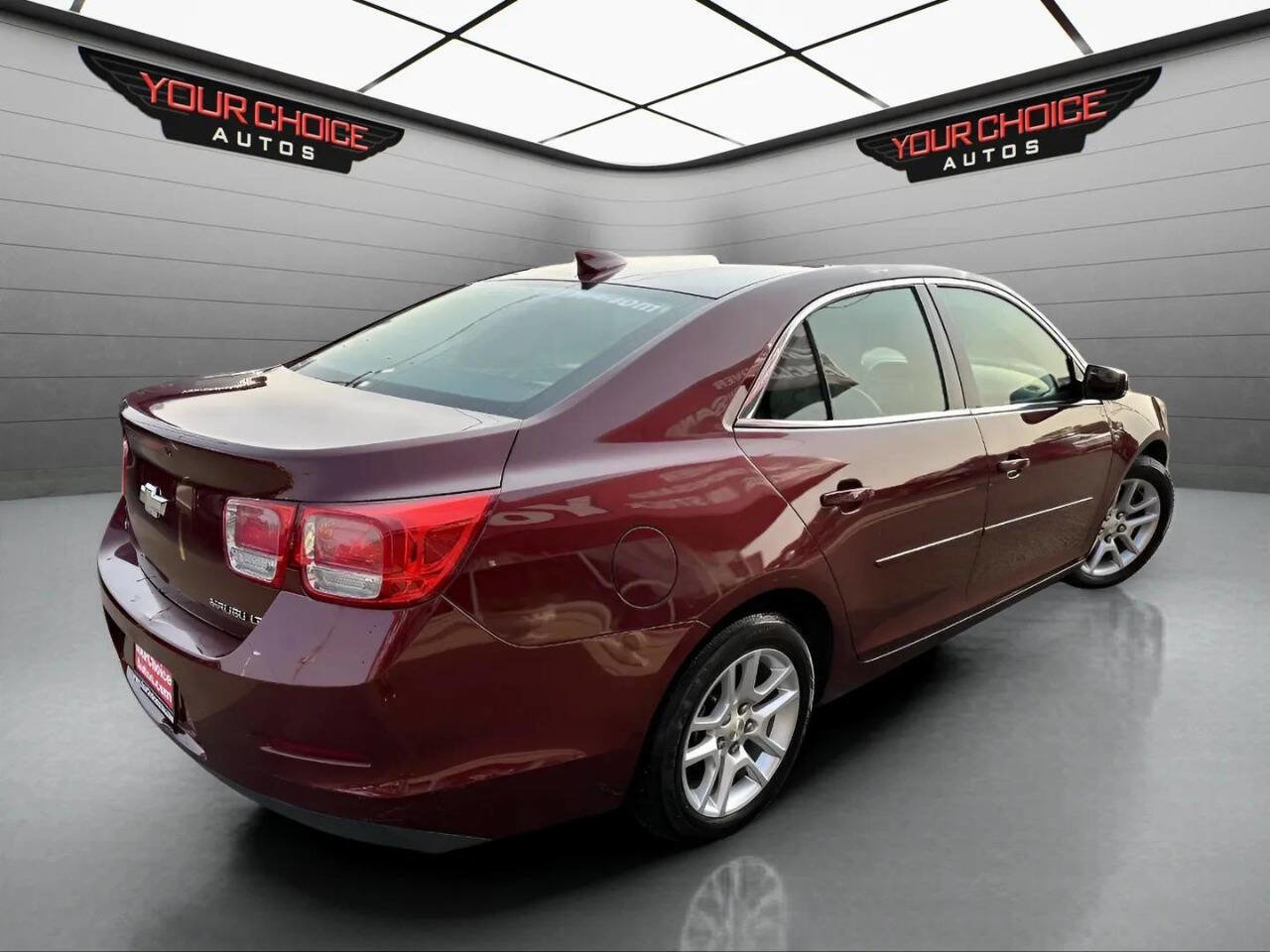 Used 2016 Chevrolet Malibu LT w/ Power Convenience Package image 4