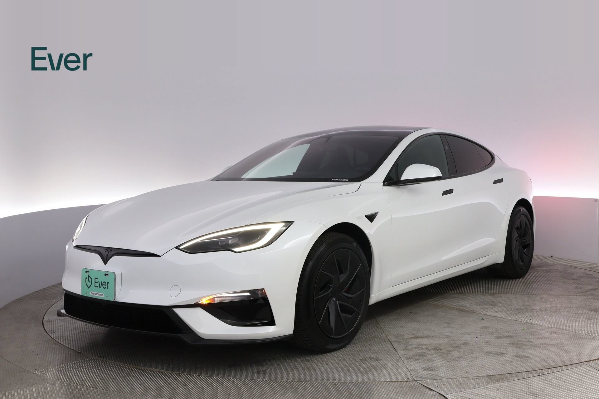 Used 2026 Tesla Model S Plaid AWD/4WD image 2