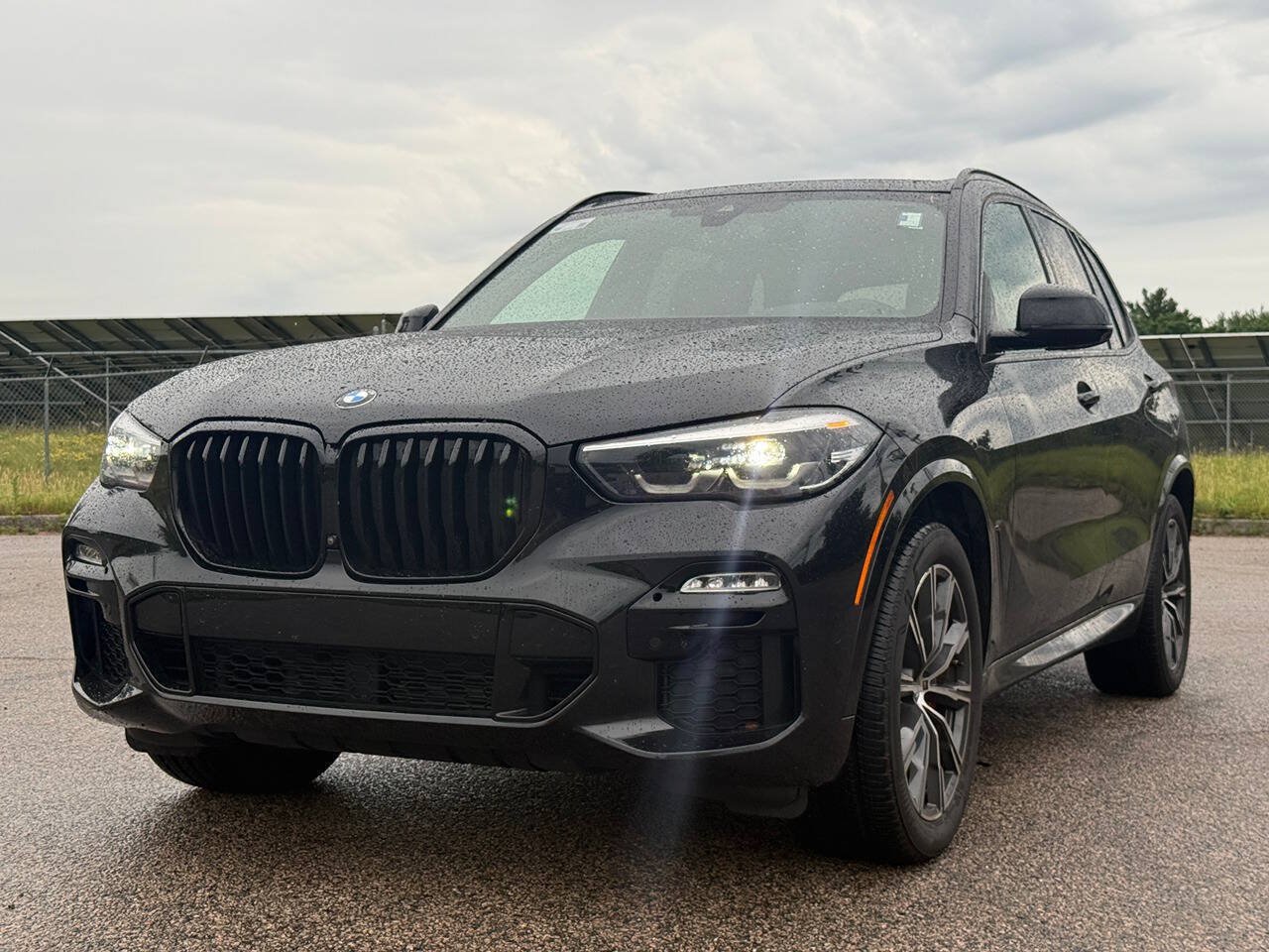 Used 2021 BMW X5 xDrive40i w/ M Sport Package