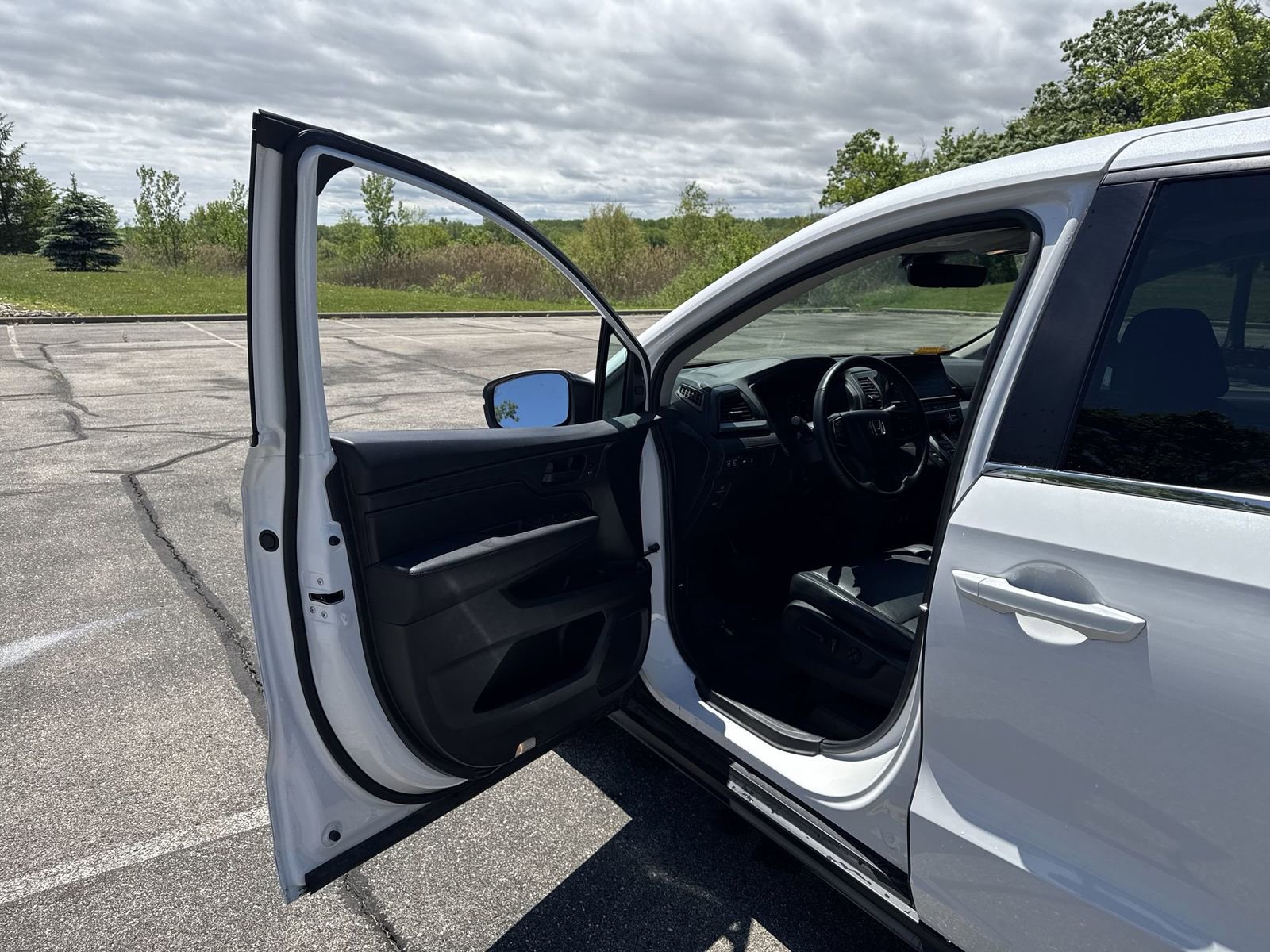 Used 2025 Honda Odyssey EX-L image 9