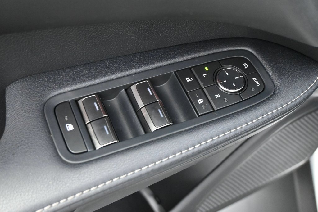 Used 2023 Lexus RX 350 FWD w/ Cold Area Package image 4