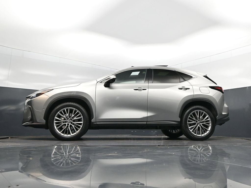 Used 2022 Lexus NX 350h AWD w/ Vision Package image 39