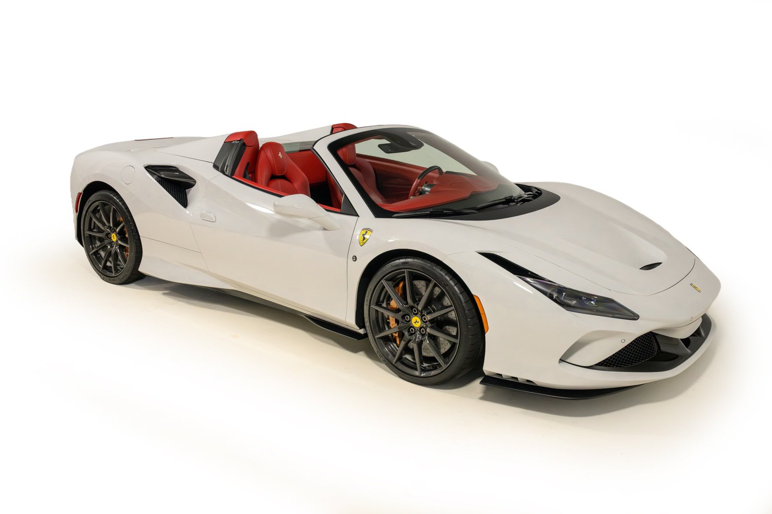 Certified 2023 Ferrari F8 Tributo RWD image 8