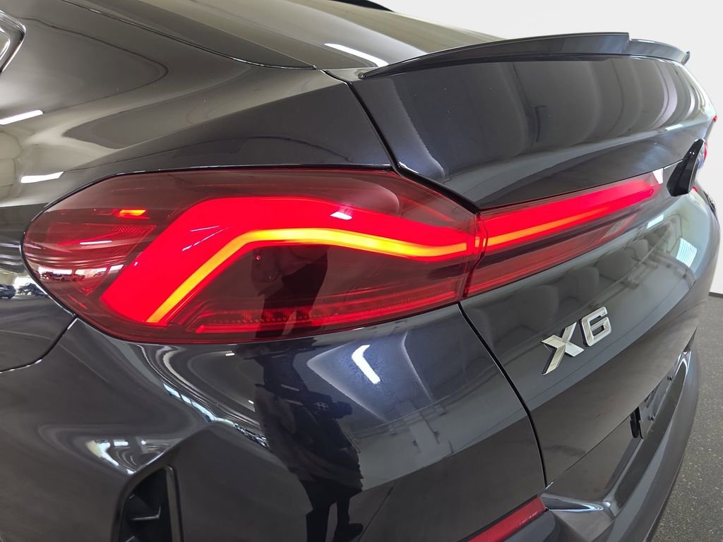 Used 2024 BMW X6 xDrive40i w/ Premium Package AWD/4WD image 33