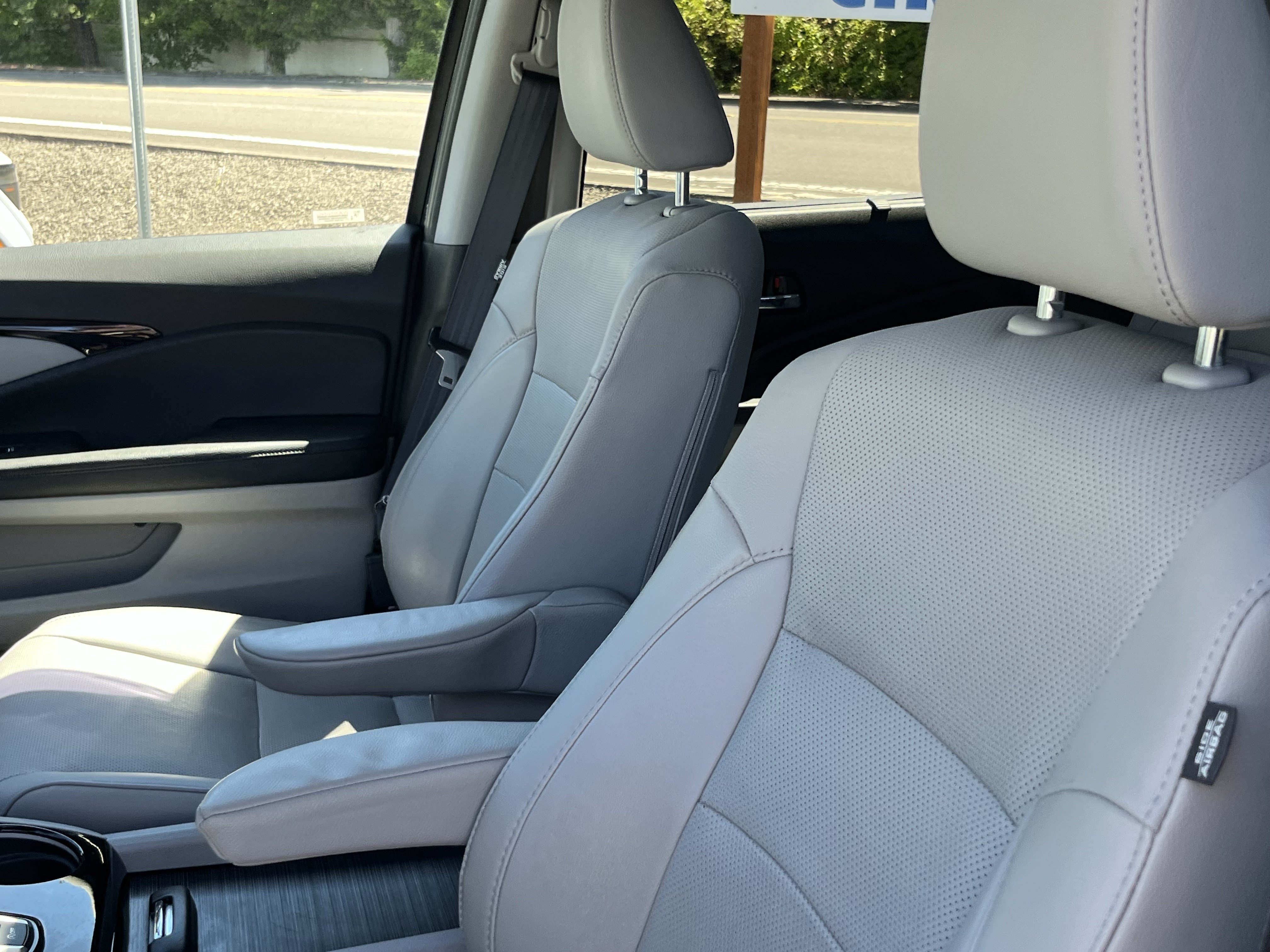 Used 2019 Honda Pilot Elite image 20