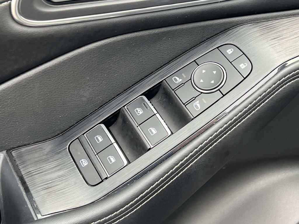 Used 2021 Nissan Rogue SL image 13