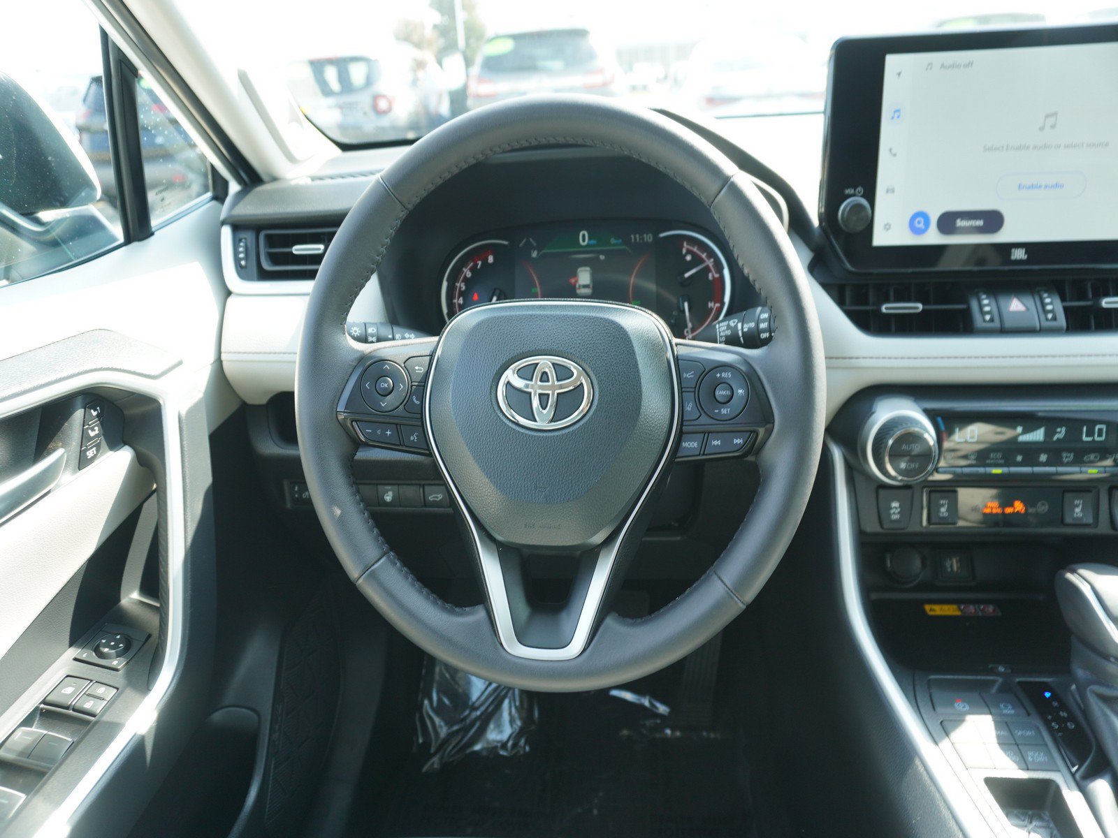Used 2025 Toyota RAV4 XLE Premium w/ Weather Package AWD/4WD image 15