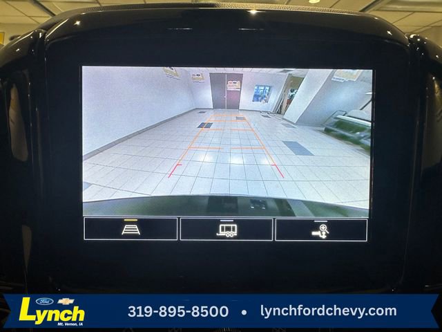 Used 2023 Chevrolet Traverse LT w/ Midnight/Sport Edition image 4