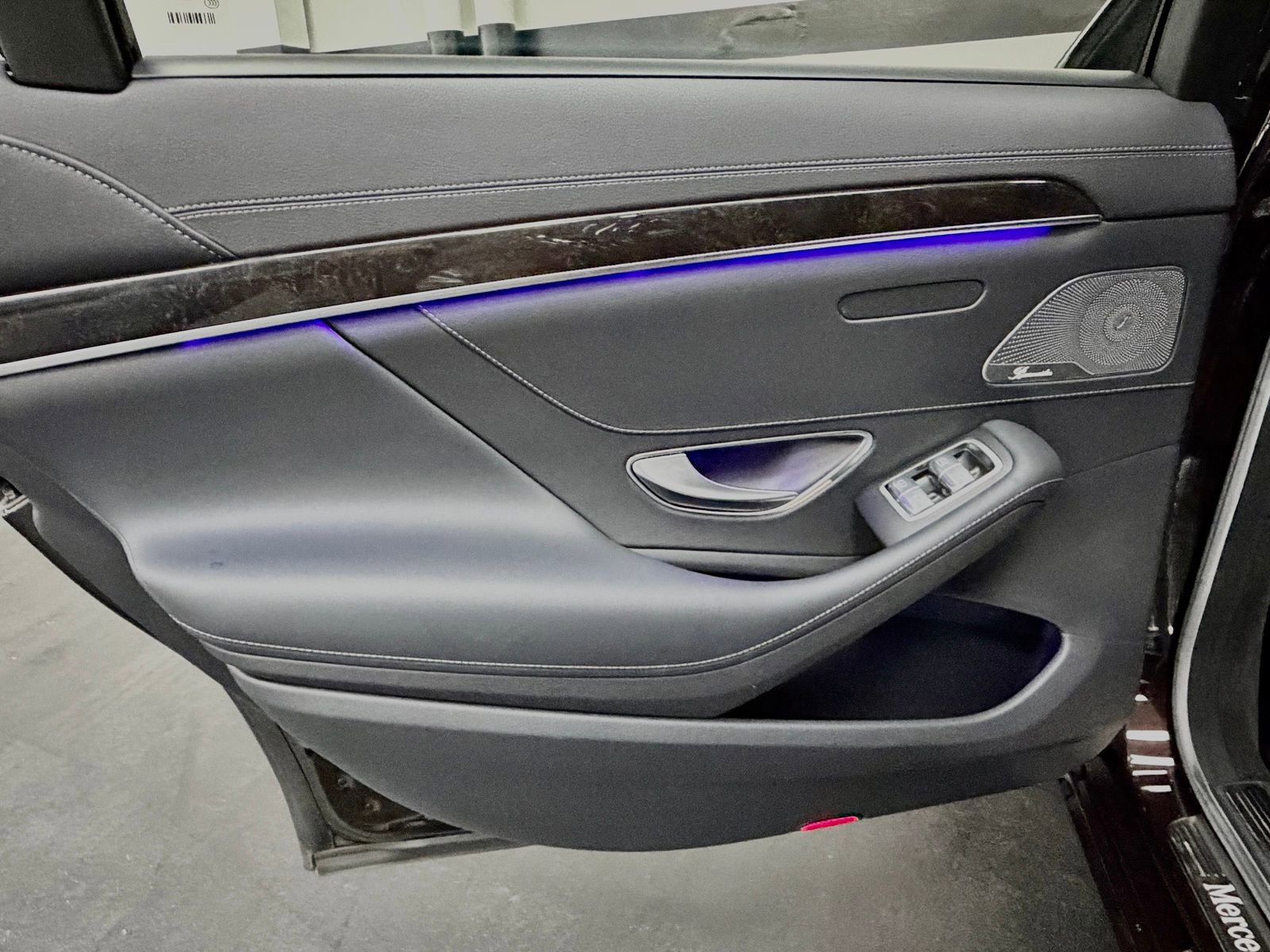 Used 2015 Mercedes-Benz S 550 Sedan image 39