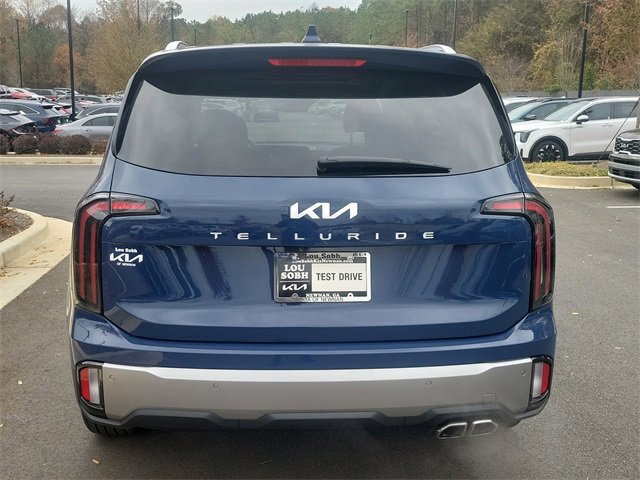 Certified 2025 Kia Telluride EX w/ EX Captain's Chair Package image 5