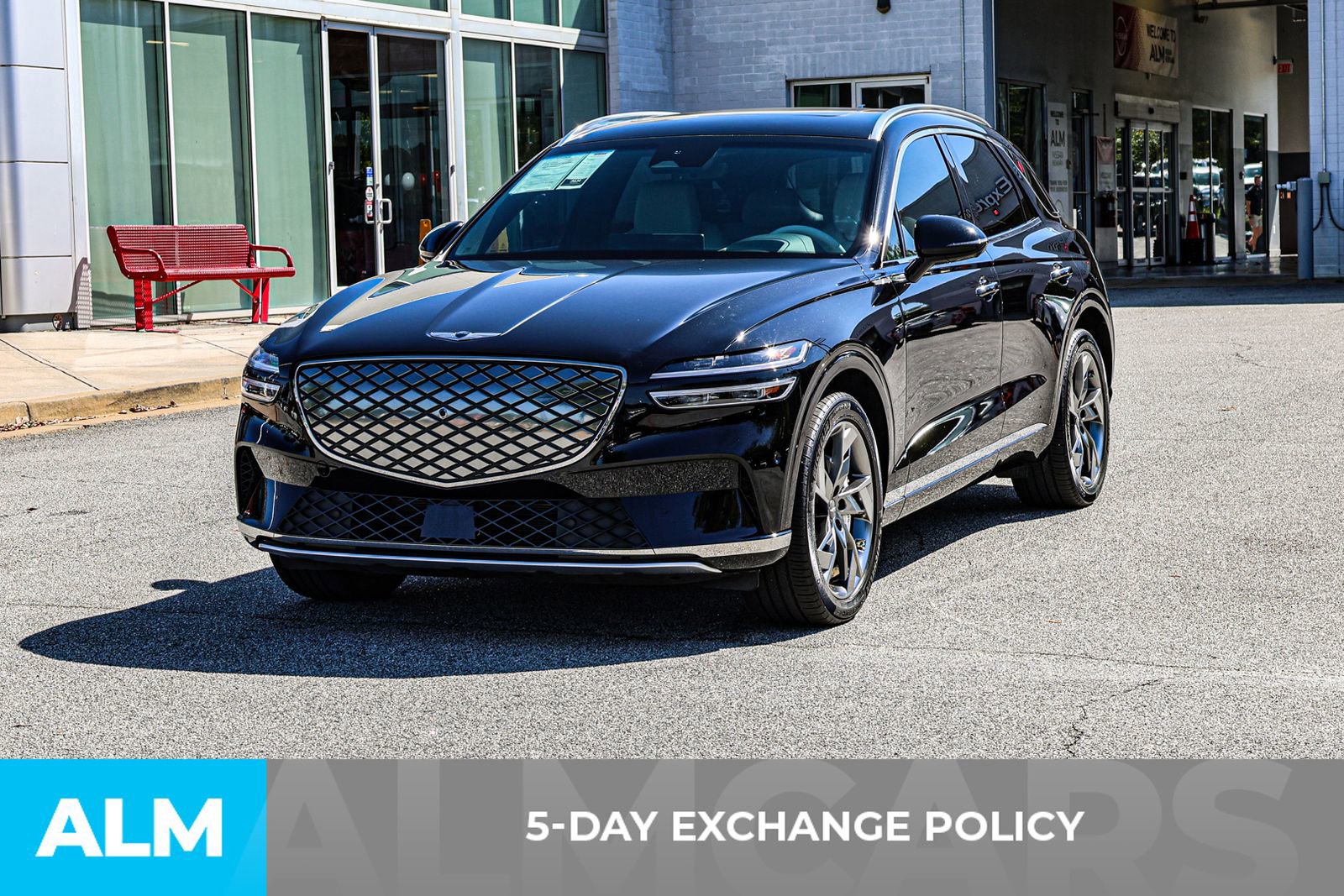 Used 2024 Genesis Electrified GV70 Advanced w/ Prestige Package image 4