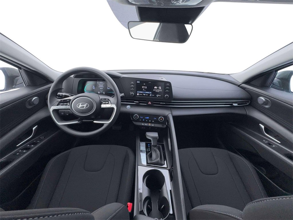 New 2026 Hyundai Elantra Blue image 13