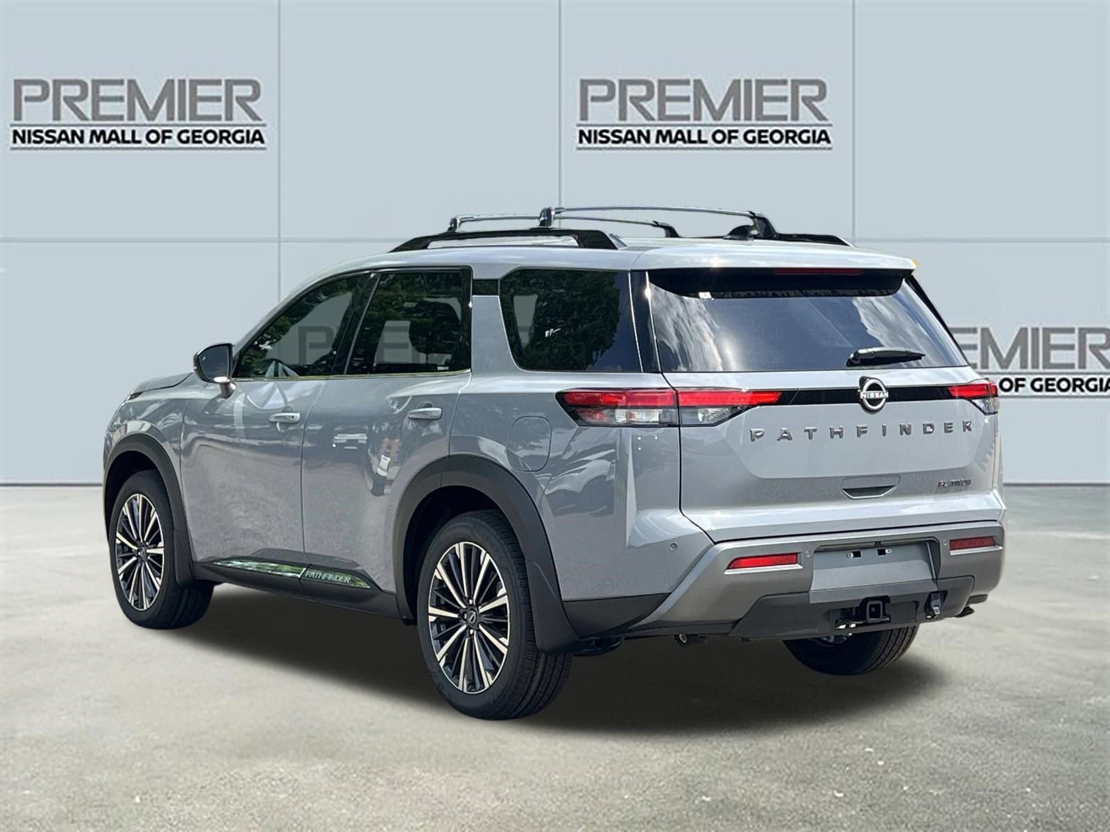 New 2026 Nissan Pathfinder Platinum FWD image 25