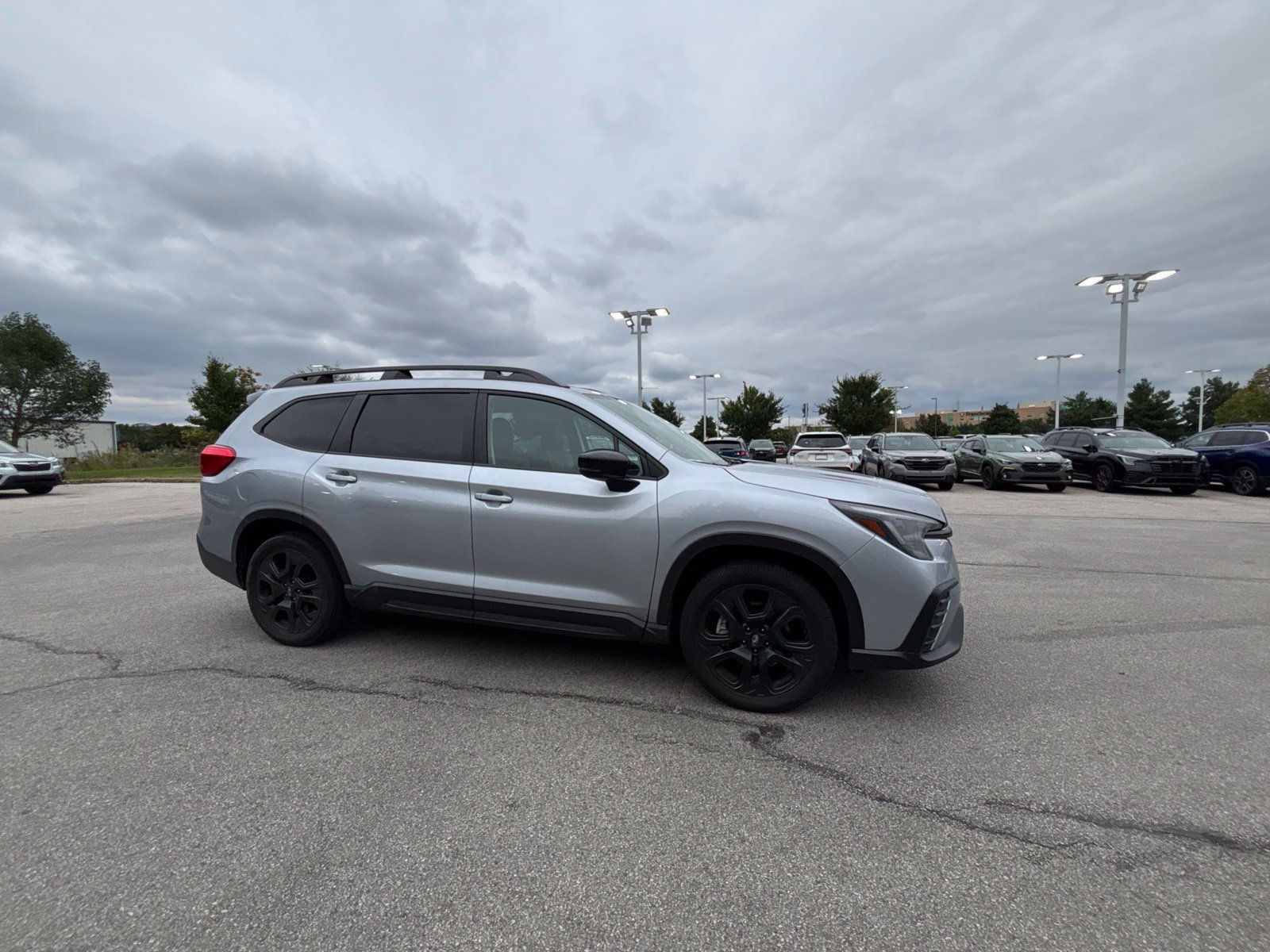 Used 2024 Subaru Ascent Onyx Edition AWD/4WD image 9