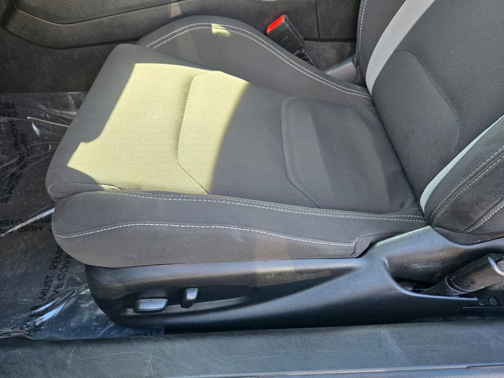 Used 2023 Chevrolet Camaro LT image 11