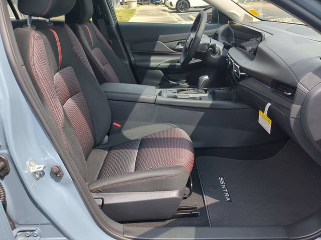 New 2026 Nissan Sentra SR w/ SR All Weather Package FWD image 31