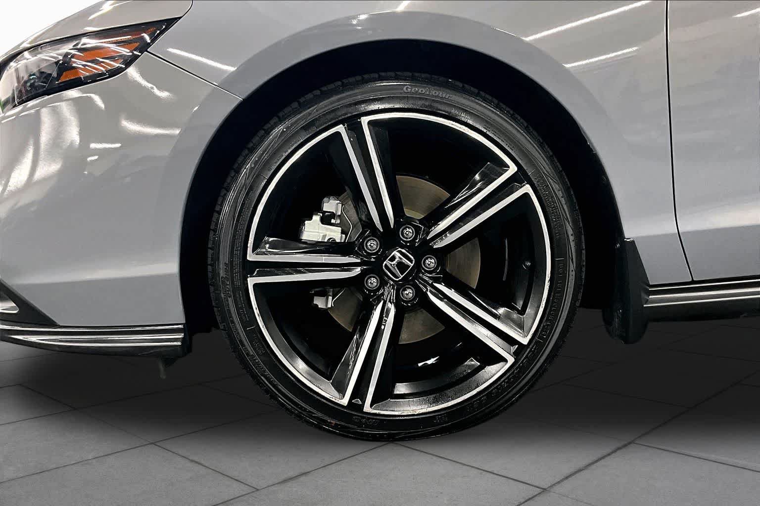 Used 2023 Honda Accord Sport image 10